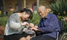 Sau khi nghỉ hưu, khi ai đó hỏi lương hưu của bạn là bao nhiêu, tốt nhất hãy trả lời bằng '3 câu này'! Tránh sự tò mò và tâm lý ghen tỵ vô thức của người ngoài