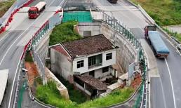 Ngôi nhà 'đứng một mình' giữa đường cao tốc, nhất quyết không chịu di dời dù được đền bù tiền tỷ giờ ra sao sau nhiều năm?