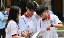 Loạt trường đại học thông báo xét tuyển bổ sung 2025 ngay khi công bố điểm chuẩn