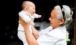 Con cháu vừa sinh ra đã đứng sẵn ở 'vạch đích' nếu ông bà có 3 điểm này 