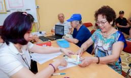 3 trường hợp này sẽ bị tạm dừng việc hưởng lương hưu, trợ cấp BHXH hàng tháng, cụ thể là?