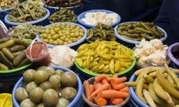 Nhiều bác sĩ cảnh báo ngừng ăn món này, có thể 'tàn phá' đường ruột, hãy báo cho bố mẹ dẹp ngay khỏi bàn ăn
