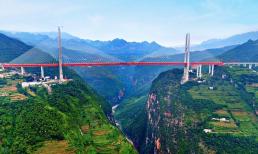 Cầu cao nhất thế giới: Độ cao sánh ngang tháp chọc trời, bắc qua vực sâu 600m là 'vết nứt của Trái đất'