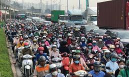 Chỉ đạo nóng của Chủ tịch Hà Nội về lộ trình cấm xe máy sử dụng xăng dầu trong Vành đai 1