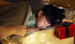 Tại sao trẻ em hay đá tung chăn khi ngủ? Không phải chỉ vì nóng, cha mẹ cần tìm hiểu! 