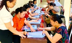 Chính thức hỗ trợ 650.000 đồng/tháng trợ cấp hưu trí xã hội, ai là người được hưởng?