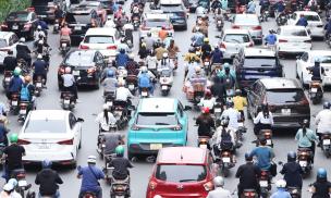 Từ 7/2026, taxi và xe kinh doanh đến 8 chỗ đầu tư mới phải dùng năng lượng xanh