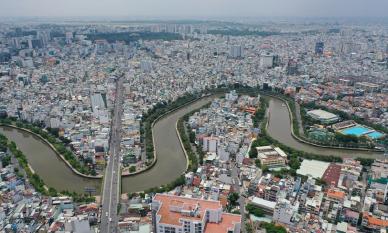 Thành phố nào của Việt Nam sau sáp nhập có dân số gấp 30 lần một quốc gia trong khối ASEAN?