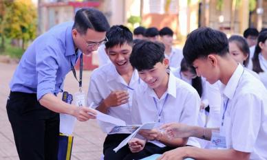 Tuyển sinh 2026: Sĩ tử 2K8 cần lưu ý gì khi hàng loạt trường đại học lớn quay lưng với học bạ?