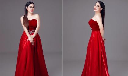 CEO Mai Trang Bùi ngọt ngào trong sắc đỏ đón Giáng sinh