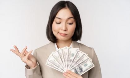 Khi mọi người hỏi bạn công việc thế nào và kiếm được bao nhiêu tiền? Những người thông minh sẽ trả lời thế này