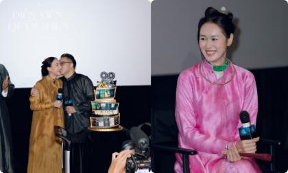 Đinh Ngọc Diệp ôm hôn Victor Vũ giữa đám đông, vợ Anh Đức hiếm hoi lộ diện trước đám cưới