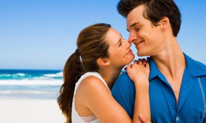 Lý do đàn ông không thể buông tay một người phụ nữ không phải vì cô ấy xinh đẹp, mà vì cô ấy có thể mang lại cho anh ta hai cảm giác này 