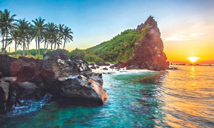 Đảo duy nhất ở Việt Nam có 5 ngọn núi lửa: Vẻ đẹp tựa 'Maldives', cách đất liền 30km, du khách nhận xét 'cảnh như trong phim'