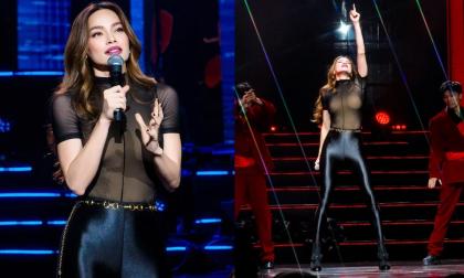 Hồ Ngọc Hà khoe dáng gợi cảm với đồ xuyên thấu, sắc vóc mẹ 3 con khiến dân tình phải trầm trồ