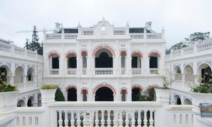 Dinh thự 'Vua Mèo' Hoàng A Tưởng có diện mạo mới sau khi được đầu tư gần 12 tỷ đồng để cải tạo