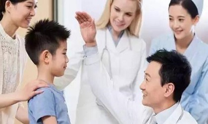 Gia đình lục đục là nguyên nhân khiến trẻ bị thấp lùn dù bố mẹ cao