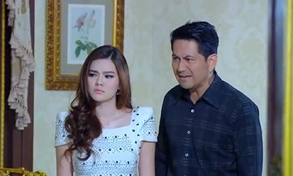 Đám cưới của bố với ả bồ, em gái tôi gửi đến món quà khiến 2 người 'xanh mắt' sống dở chết dở