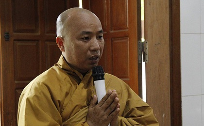 Sư thầy  'gạ tình' phóng viên xin được giữ lại tài sản trước khi hoàn tục