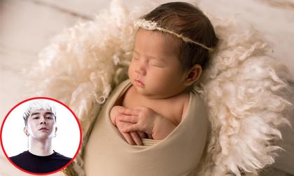 Khánh Đơn khoe trọn bộ ảnh đẹp của con gái hơn 1 tháng tuổi