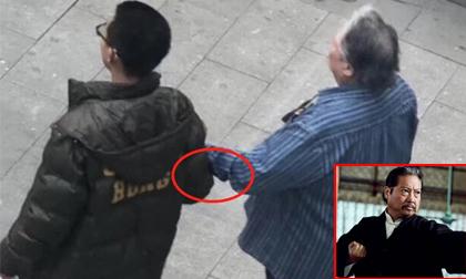 Fan sửng sốt vì 'đại ca' phim võ thuật Hồng Kim Bảo tiều tụy, phải có người dìu