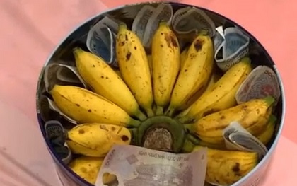 Anh chồng khoe món quà 'cực độc' tặng vợ ngày 20/10 làm chị em khộng nhịn được cười