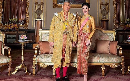 Website Hoàng gia Thái Lan xóa sạch mọi thứ liên quan đến Hoàng quý phi