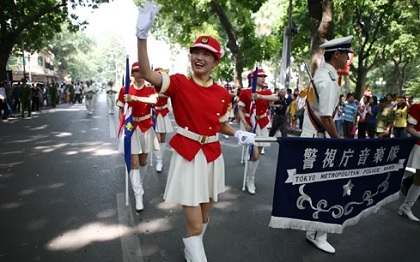 Nữ cảnh sát Nhật Bản tranh thủ bán dâm kiếm thêm thu nhập