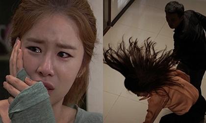 Nhìn vết hằn xanh tím trên lưng, tôi thấy cái giá mình nhận được thật mặn chát khi dốc hết tâm sức cho sự nghiệp của chồng