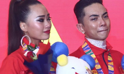 Phan Hiển bật khóc trên bục trao giải khi giành HCV tại SEA Games 30