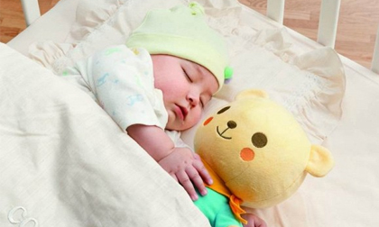 Trẻ bị ho khi thức dậy buổi sáng: Bác sĩ dặn đừng bao giờ để thứ này cạnh bé khi ngủ