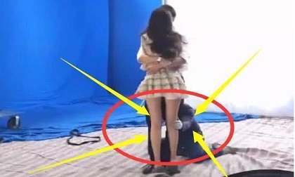 Đạo diễn quỳ gối sàm sỡ 'thuốc độc phòng vé' Cảnh Điềm trước ống kính gây tranh cãi