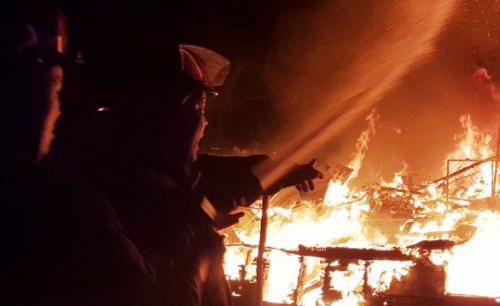 Cháy cửa hàng tạp hóa lúc rạng sáng, 3 người tử vong thương tâm ở TPHCM