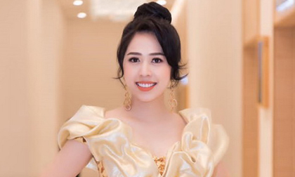 Công việc bận rộn, CEO - Nữ hoàng nghìn đơn Quế Anh vẫn đẹp rạng rỡ tại sự kiện