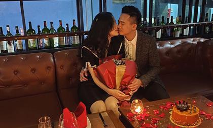 Người đẹp khả ái Tố Như cùng chồng hot boy cảnh sát kỉ niệm 2 năm ngày cưới