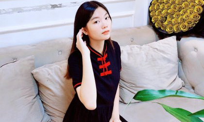 Lộ ảnh con gái xinh như Hoa hậu của Bầu Hòa cùng bố trang trí nhà đón Xuân