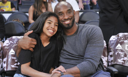 Tin sốc sáng mùng 2: Huyền thoại Kobe Bryant và con gái 13 tuổi thiệt mạng trong tai nạn trực thăng rơi