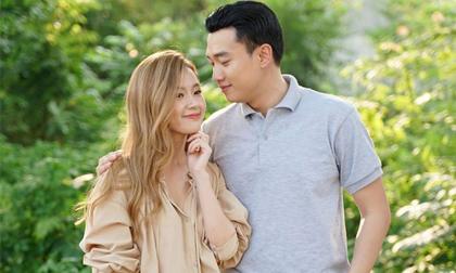 Quốc Trường miệt mài 'thả thính', Midu bật đèn xanh