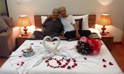 Cặp đôi ông bà U80 dành cho nhau khiến giới trẻ phải ghen tỵ 