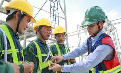 Thiết bị bảo hộ lao động - an toàn cùng người lao động trên mọi công trình