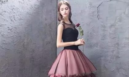 Trắc nghiệm tâm lý: Bạn sẽ mặc loại váy nào cho những bữa tiệc cao cấp? Đo lường bao nhiêu chàng trai muốn có được bạn