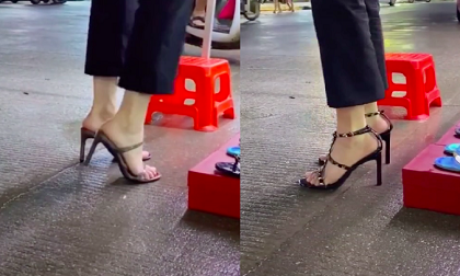 Chàng trai bán dép dạo lề đường bỗng nổi tiếng khắp mạng xã hội nhờ sở hữu thứ mọi chị em thèm muốn