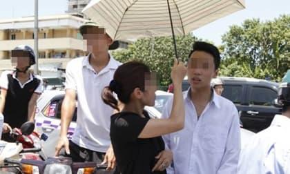 Mẹ bao bọc con như 'một bào thai mãi không ra chào thế giới', lên cấp ba nhìn đứa trẻ khiến người thân phải lắc đầu ngán ngẩm