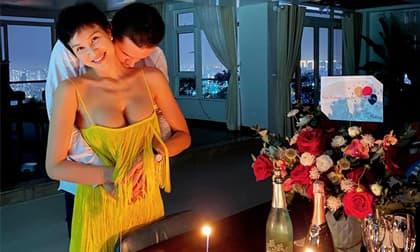 Phương Mai đón sinh nhật cùng chồng Tây, trang phục gợi cảm gây chú ý