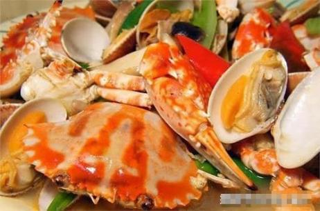 5 loại thức ăn để qua đêm dễ gây ung thư mà nhiều người không biết. Hãy nghe lời khuyên từ các chuyên gia!