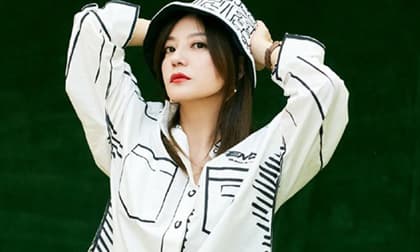 Giữa tin đồn ly hôn chồng, Triệu Vy khiến nhiều người phát ghen vì hợp đồng 'khủng'