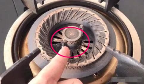 Có một cơ chế nhỏ trên bếp gas, chỉ cần di chuyển, giúp tiết kiệm hơn một nửa hóa đơn tiền gas một năm, đó là thực tế