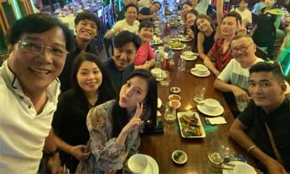 Đoàn phim 'Tình yêu và tham vọng' liên hoan đóng máy  