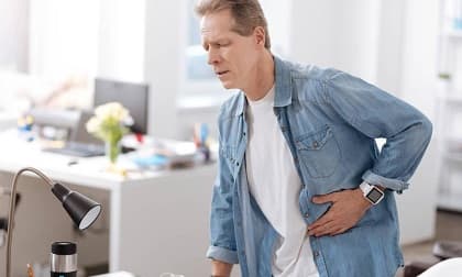 Người đàn ông 35 tuổi sốc khi được chẩn đoán ung thư gan dù không rượu bia hay hút thuốc, anh ta phạm sai lầm khi bỏ qua triệu chứng duy nhất này 