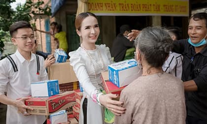 Doanh nhân Trần Đoàn 'phát tâm' giúp người dân quê nghèo vượt qua dịch bệnh